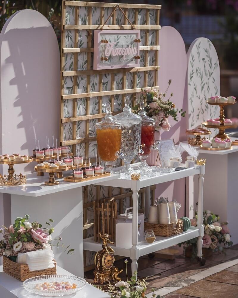 Katerina’s Candy Bar